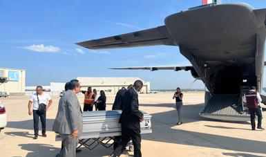 FOTO: Gobierno de México efectúa repatriación de cuerpos de personas mexicanas fallecidas en San Antonio, Texas